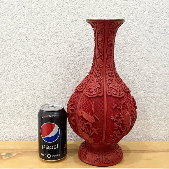 Vintage Cinnabar Red Carved Vase Floral Flower Ornate Brass Inlay 12.5-Inch Vase - Picture 2 of 15